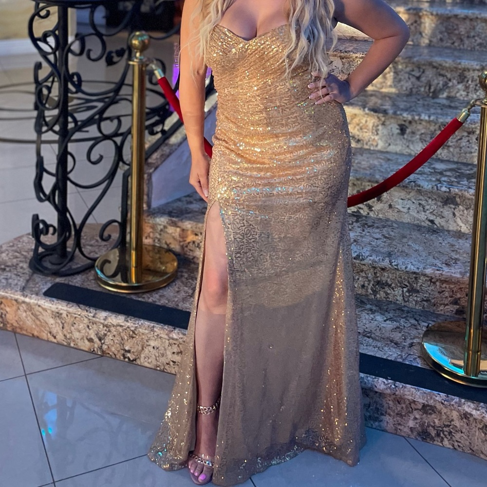 Dress gold